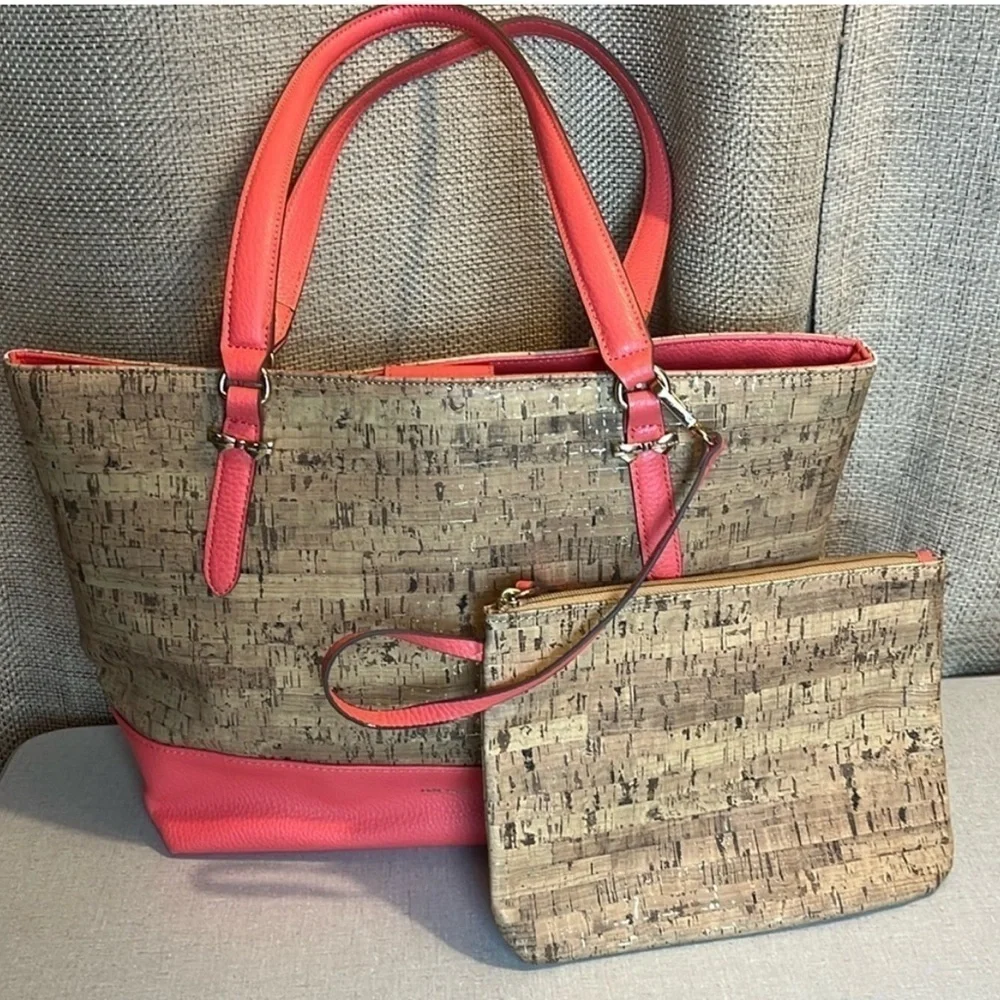 EUC Anne Klein Tote W/ Make Up Bag